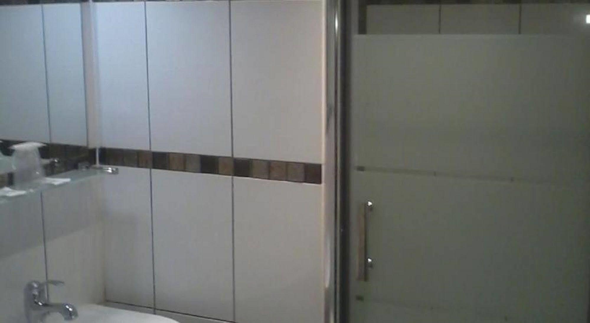 Hotel Briand Devient Hotel Ipl Levallois-Perret Kültér fotó